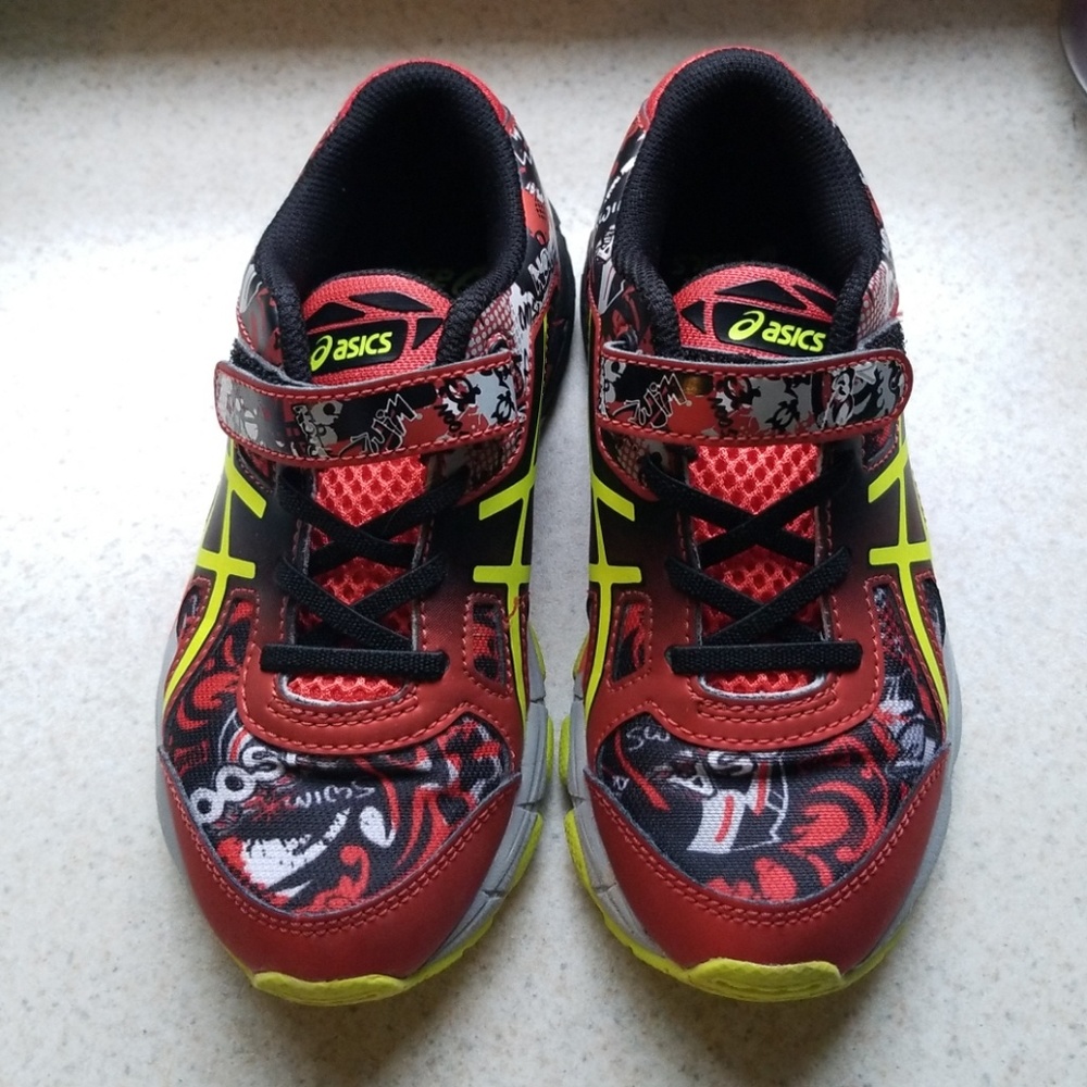Boys asics shoes